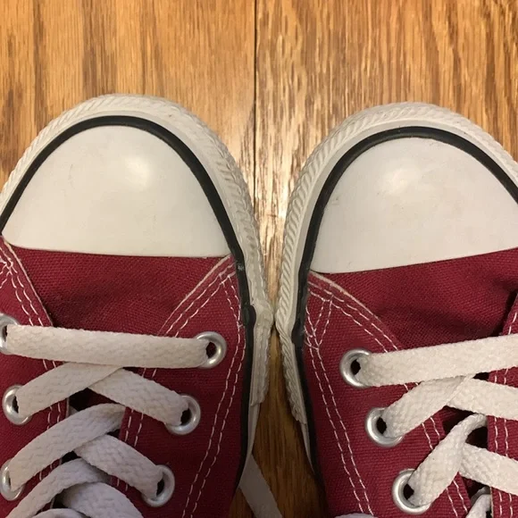 Converse All Star Marion LowTops. Size 8 - Picture 7 of 8